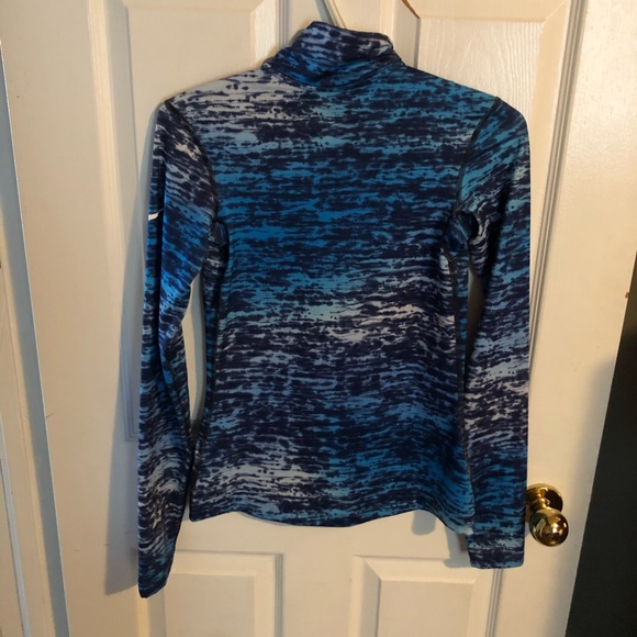 Nike dri-fit half way zip active sweater - Picture 2 of 4